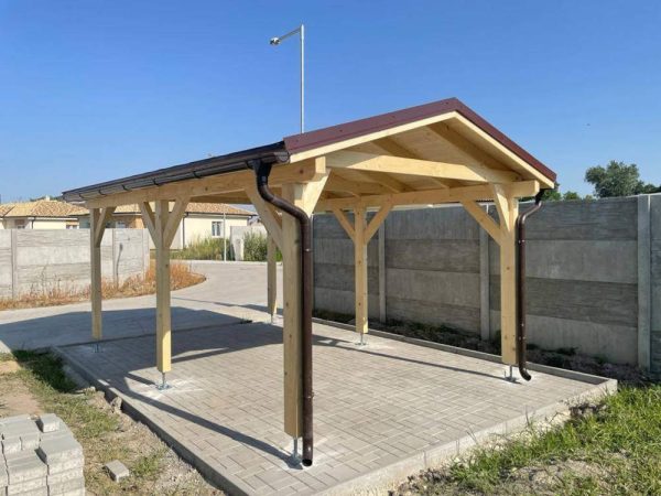 Drevený prístrešok 3,2x5m